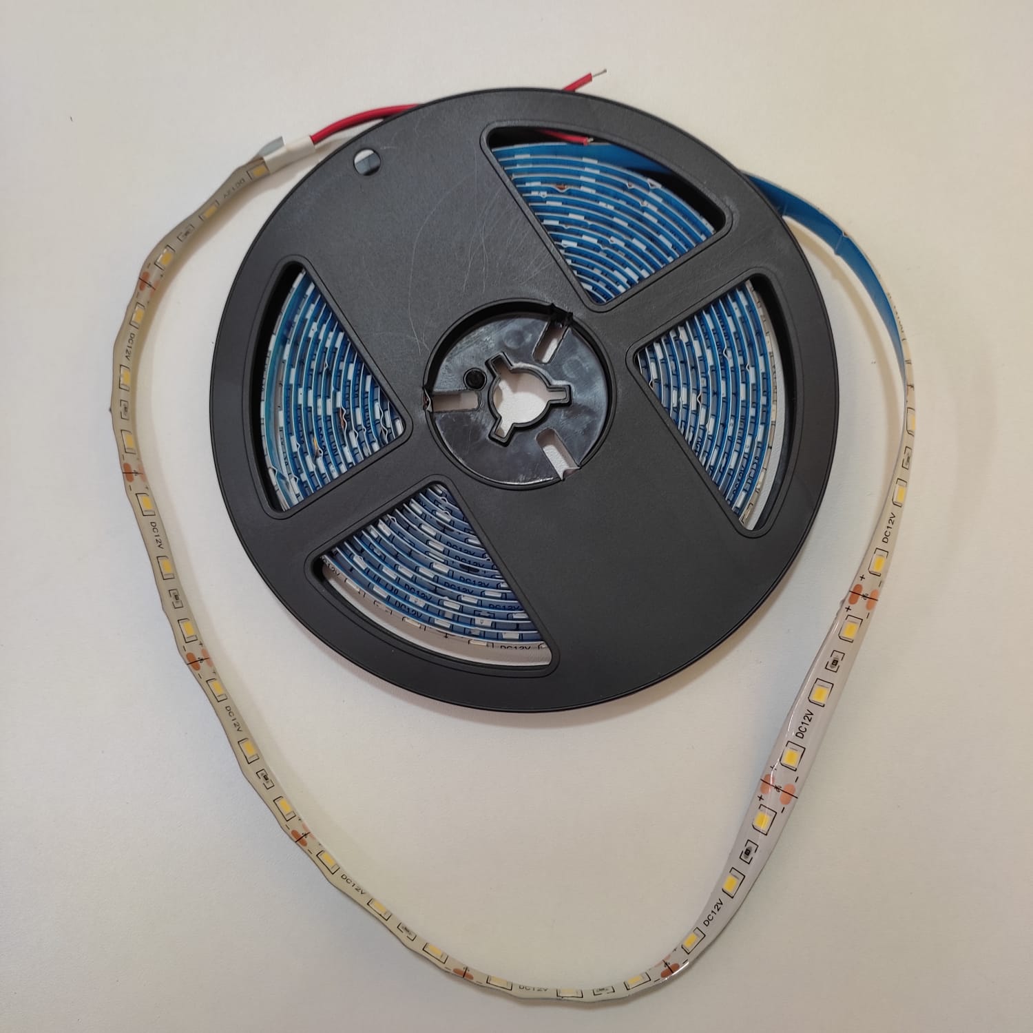 CINTA LED CALIDA DE 240 LED X 5MT