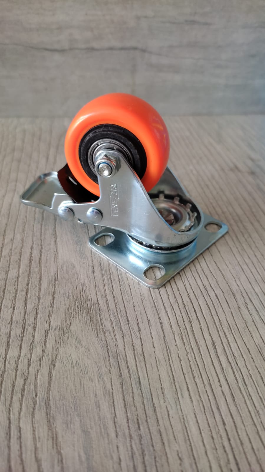 GARRUCHA INSUSTRIAL NARANJA DE 2"C/F JUEGO DE 4