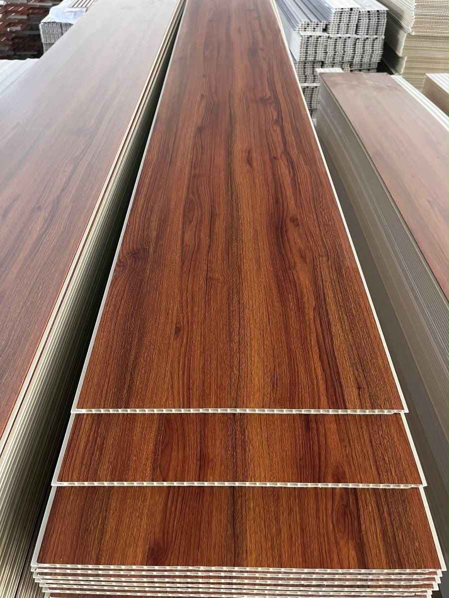 CIELO RASO DE 2.9 X 30CM COLOR WALNUT